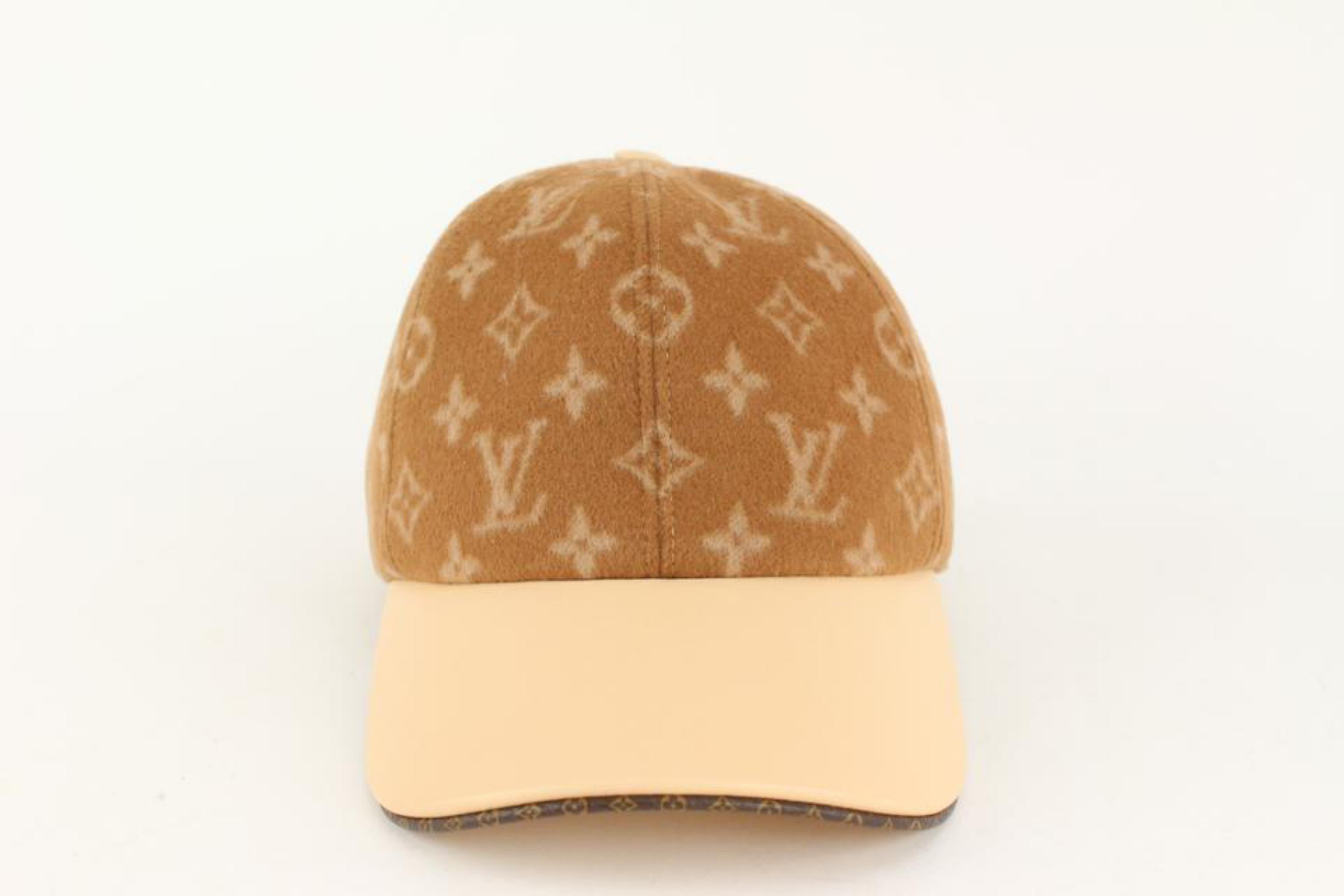 Louis Vuitton Caramel Brown x Beige Cashmere Carry On Cap Ou Pas Baseball Cap 12 For Sale 1