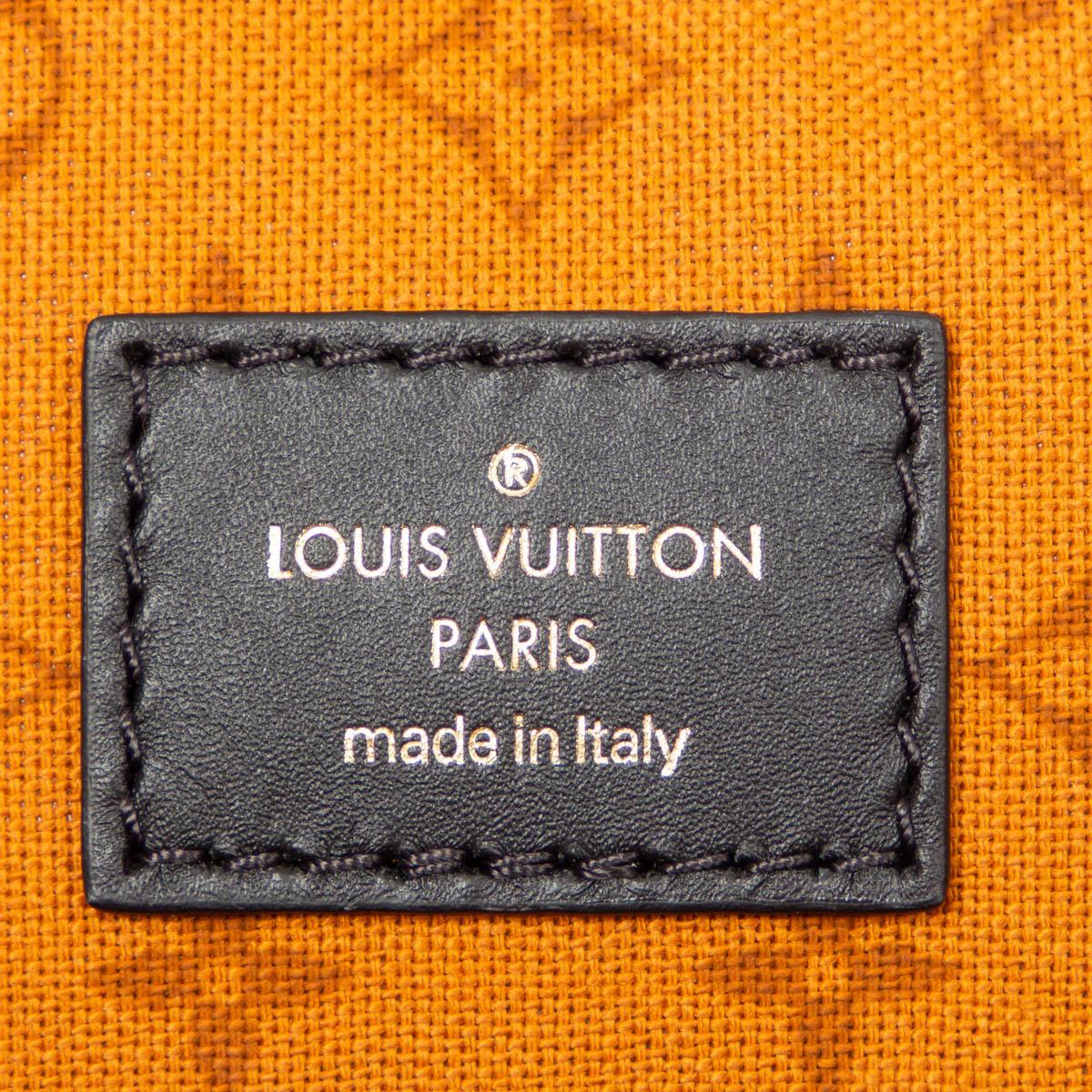 Brown LOUIS VUITTON caramel MONOGRAM GIANT 2020 CRAFTY ONTHEGO GM Bag