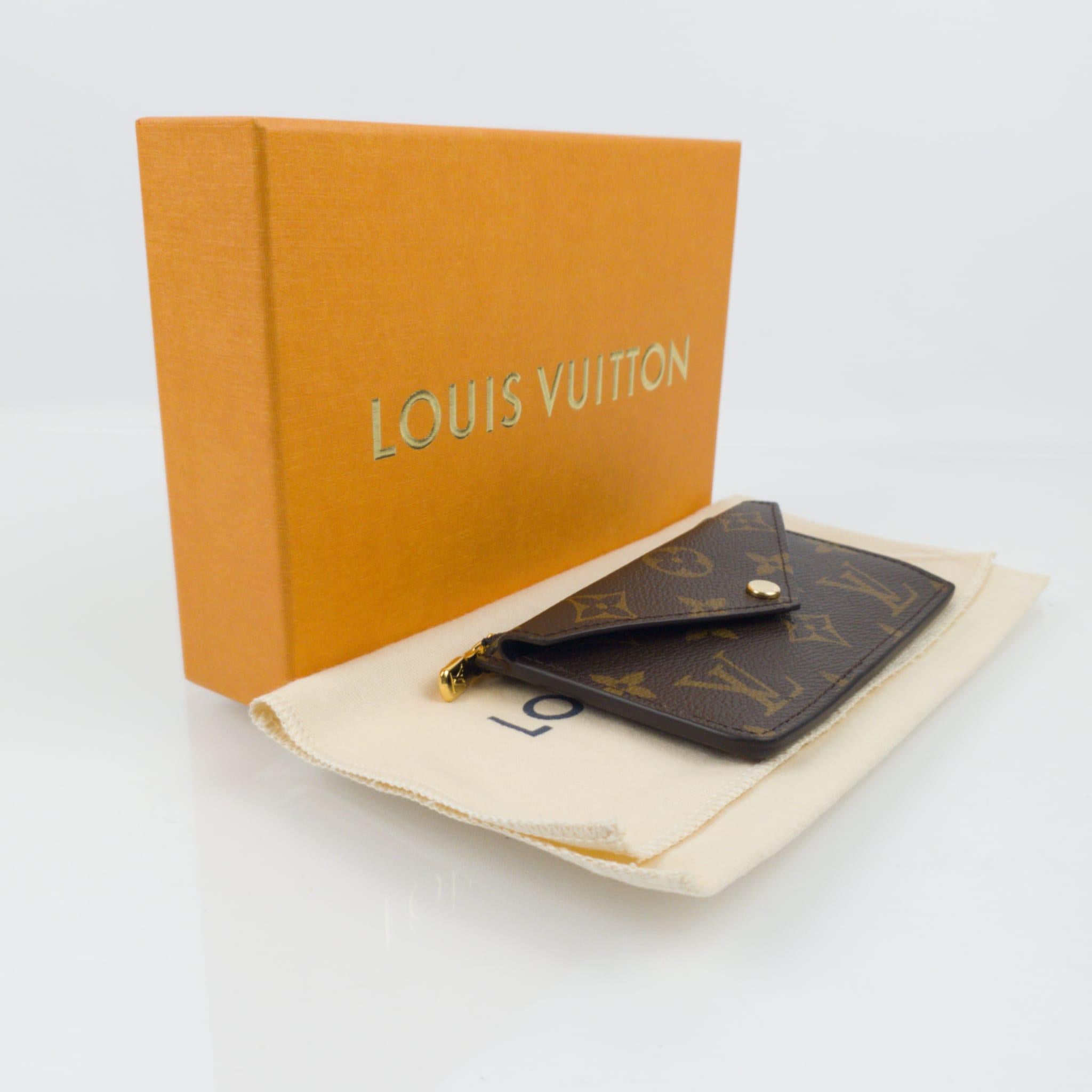 Louis Vuitton CARD HOLDER WITH ZIPPER Black Monogram coated canvas For Sale 8