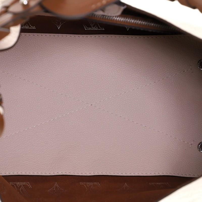 Beige Louis Vuitton Carmel Hobo Mahina Leather