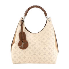 Louis Vuitton Carmel Hobo Mahina Leder