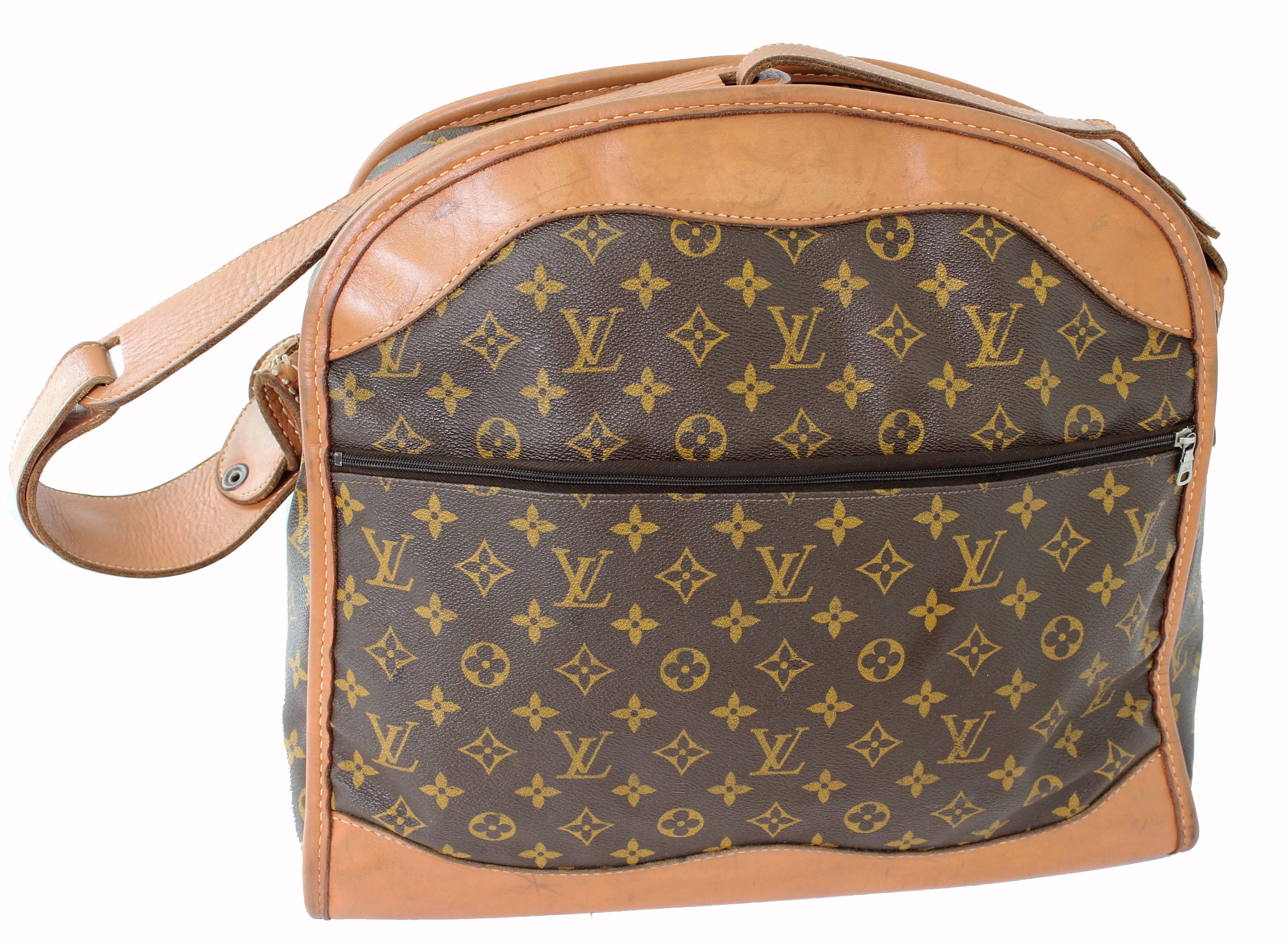 Women's or Men's Louis Vuitton Carry On Bag Luggage Tote Monogram Canvas French Co. Saks 70s