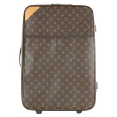 Sac à main Louis Vuitton modèle Pegase 55 à roulettes avec monogramme 5JLV107