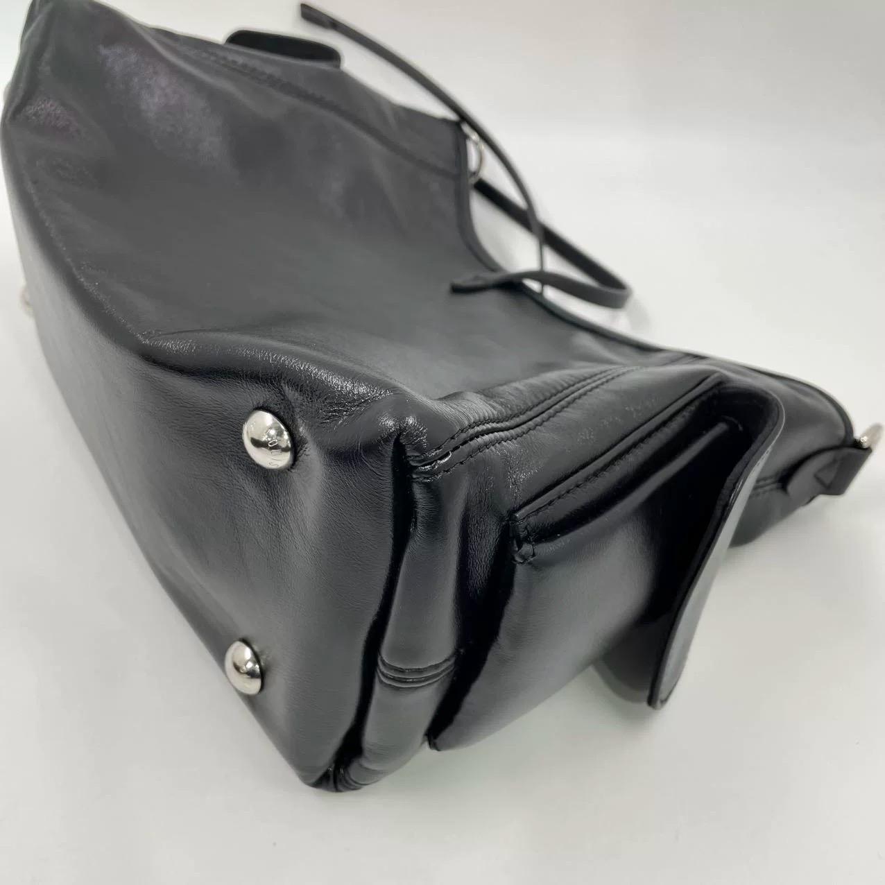 Louis Vuitton CarryAll Cargo Vibe PM Small Lambskin Leather So Black Shoulder Ba 9