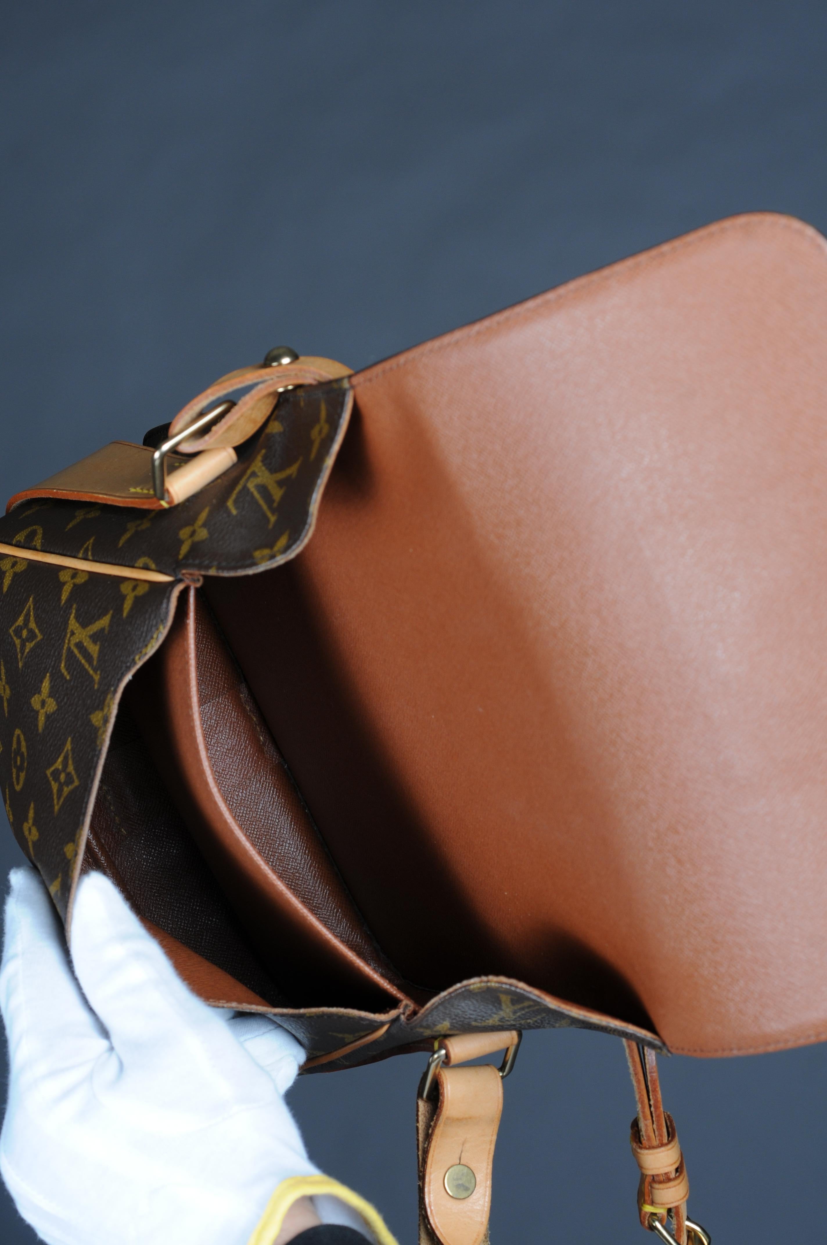 Louis Vuitton Cartouchiere mm crossbidy bag  For Sale 11