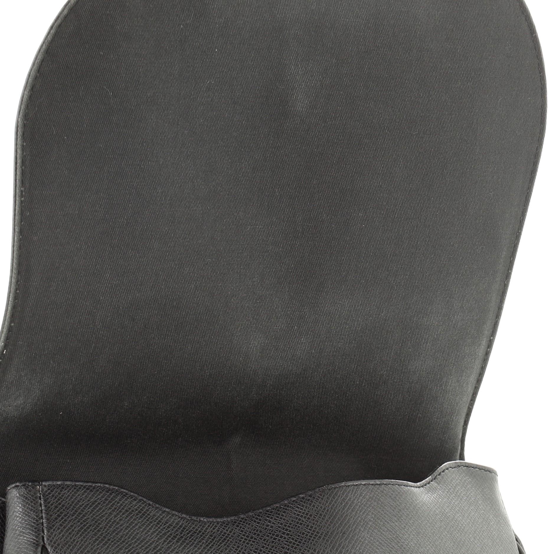 Louis Vuitton Cassiar Handbag Taiga Leather  2