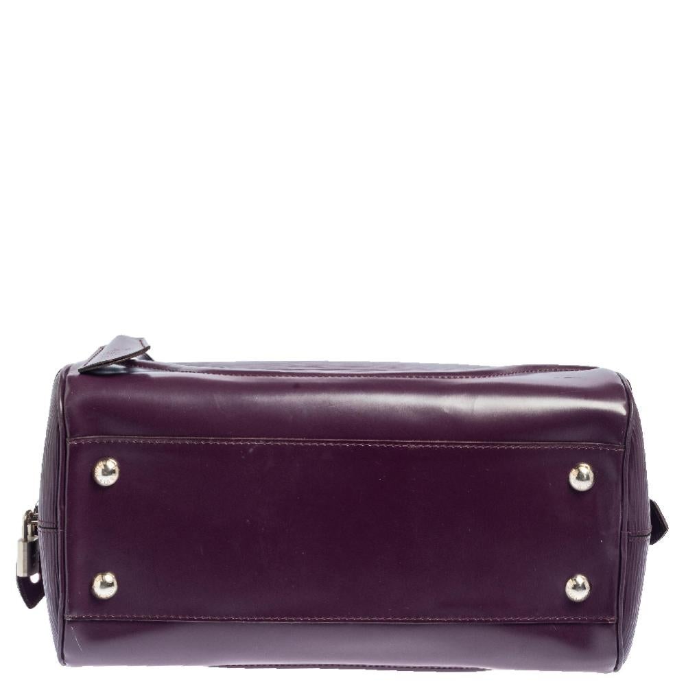 Louis Vuitton Cassis Epi Leather Montaigne PM Bag In Fair Condition In Dubai, Al Qouz 2