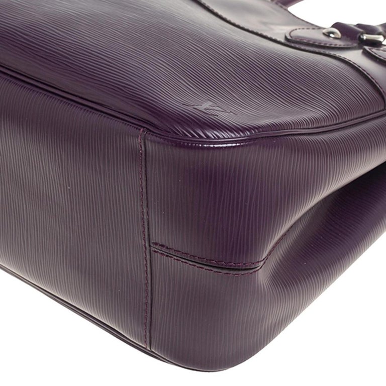 Louis Vuitton Cassis Purple Epi Leather Pont Neuf PM Bag. Excellent, Lot  #58283