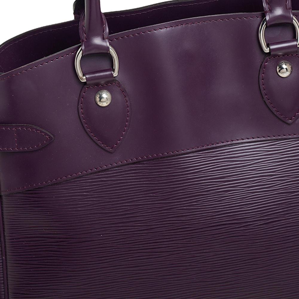 Louis Vuitton Cassis Epi Leather Passy PM Bag In Fair Condition In Dubai, Al Qouz 2