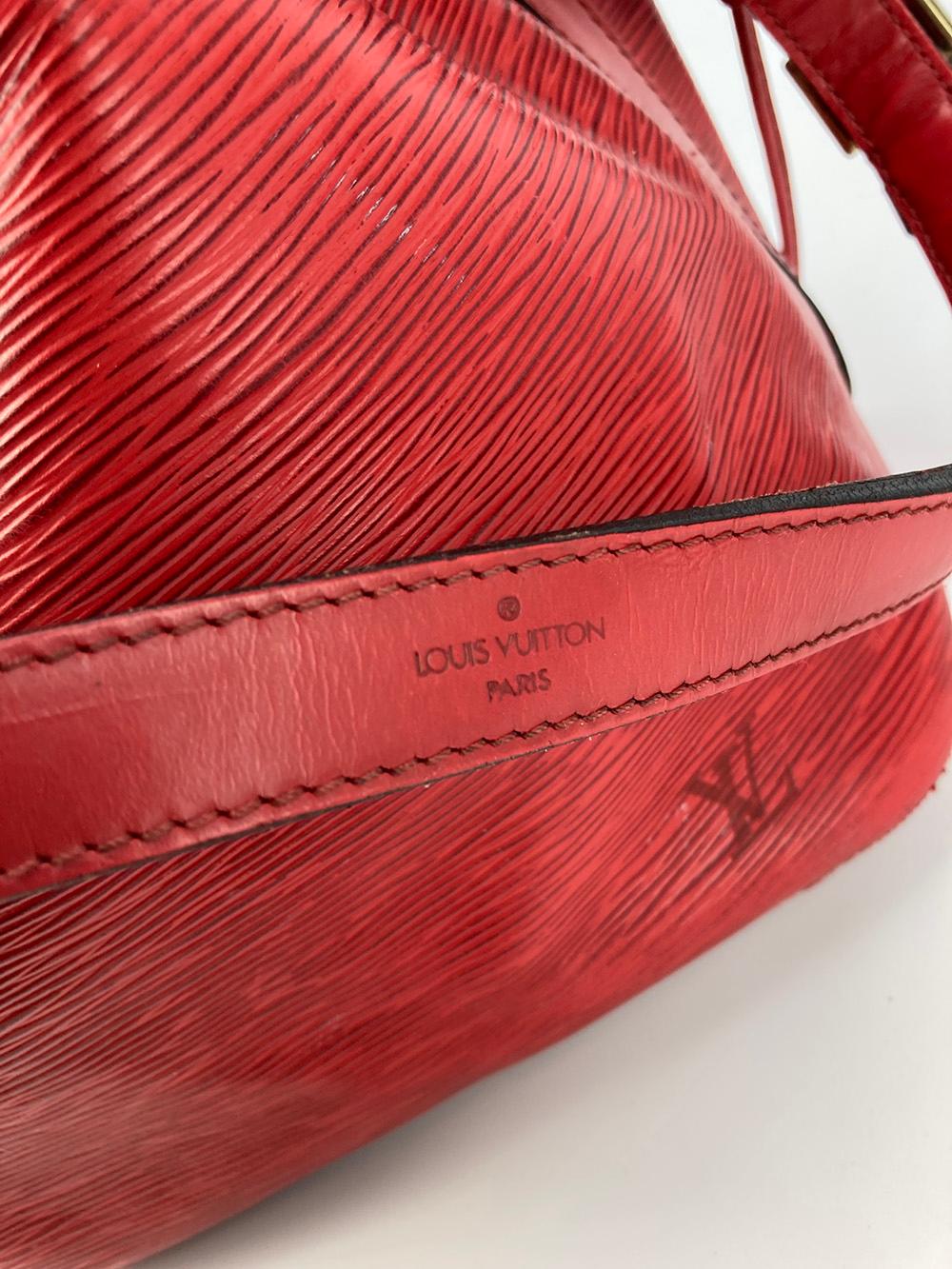 Louis Vuitton Castillian Red Epi Noe Drawstring Bucket Bag For Sale 7