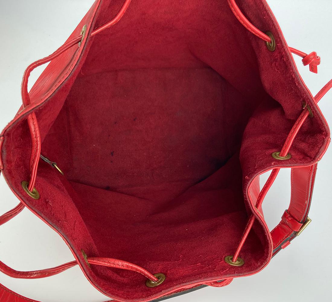 Louis Vuitton Castillian Red Epi Noe Drawstring Bucket Bag For Sale 8