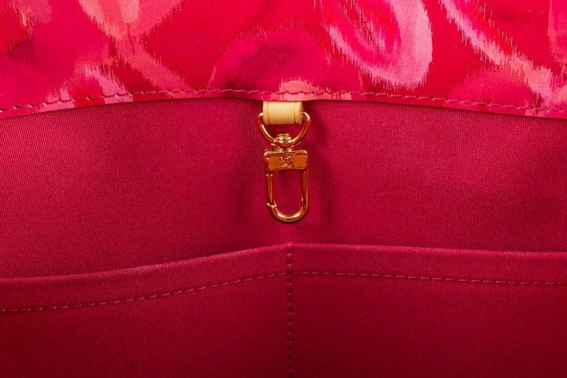 Louis Vuitton Catalina Bag in Pink For Sale 6