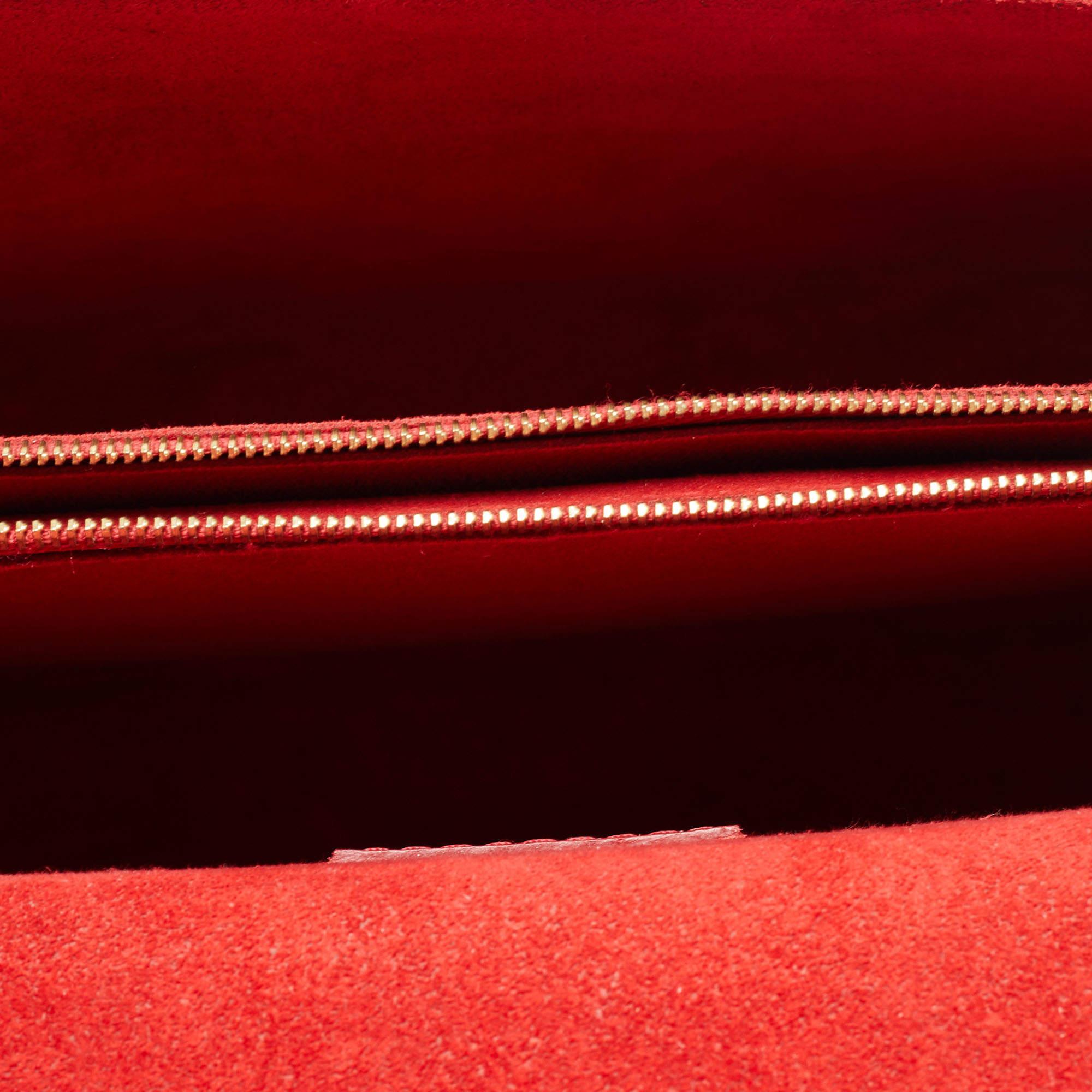 Louis Vuitton Cerise Monogram Canvas and Leather Victoire Bag In Good Condition In Dubai, Al Qouz 2
