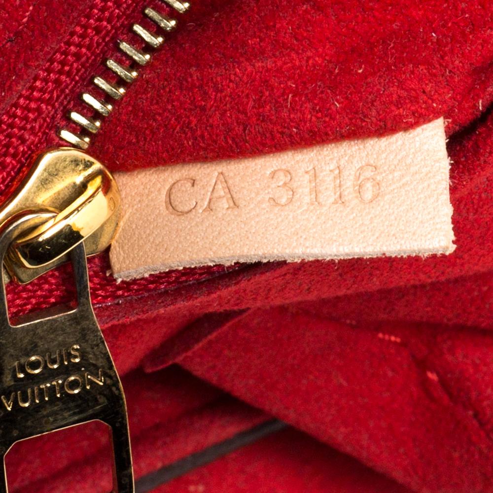 Louis Vuitton Cerise Monogram Canvas Pallas Chain Bag In Good Condition In Dubai, Al Qouz 2