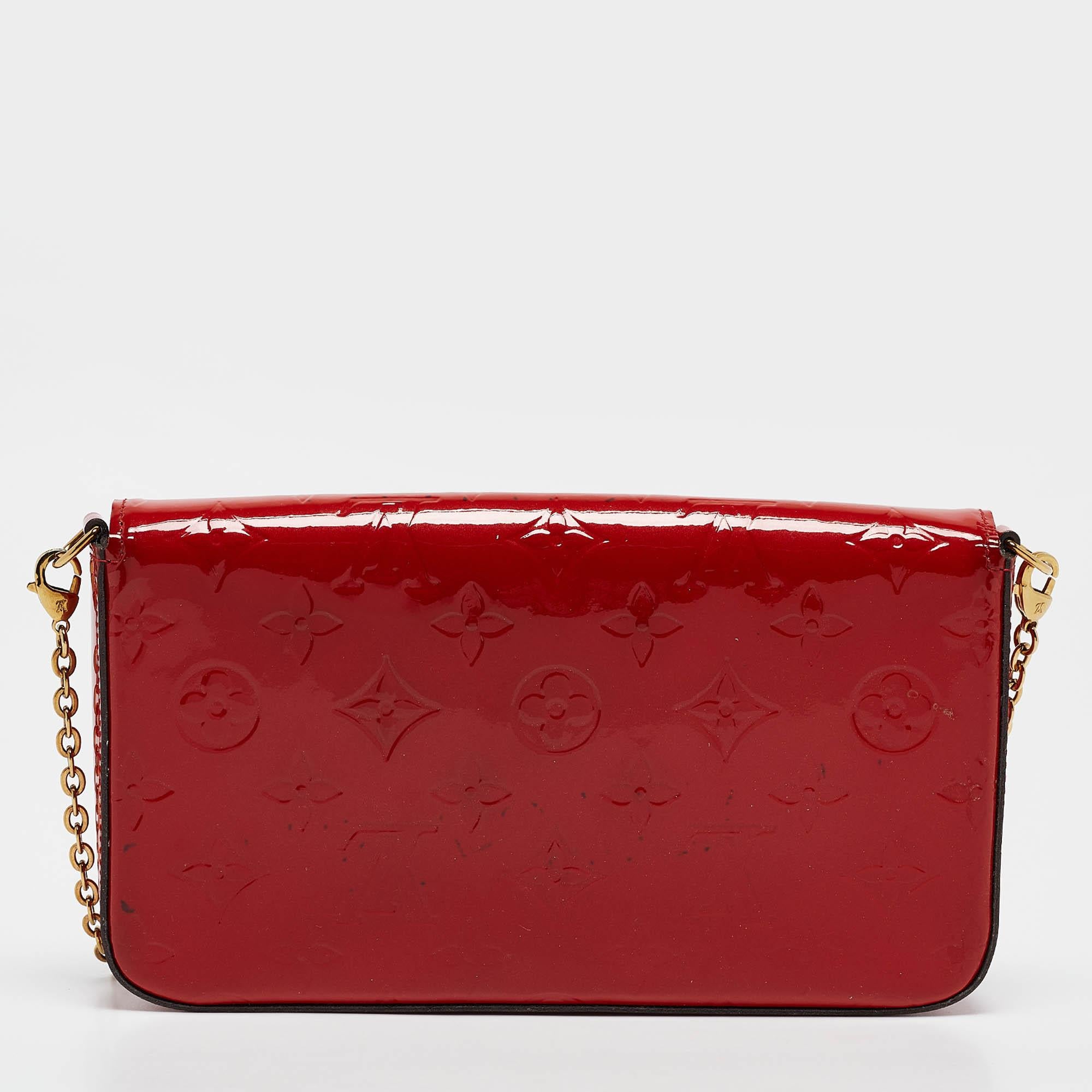 Louis Vuitton Cerise Monogram Vernis Felicie GM Pochette In Good Condition In Dubai, Al Qouz 2