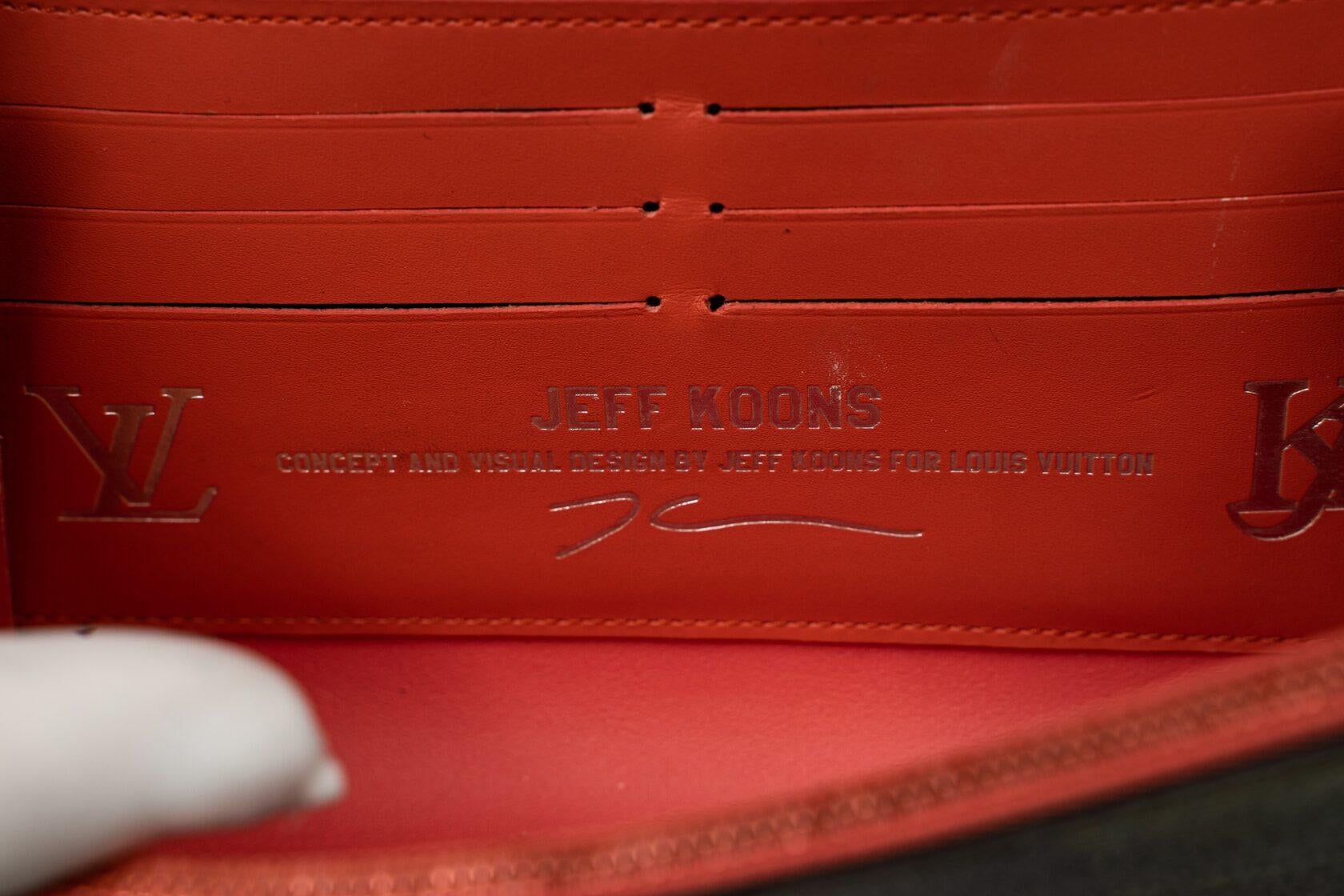 Black Louis Vuitton Chain Bag Limited Edition with designer Jeff Coons - Da Vinci For Sale