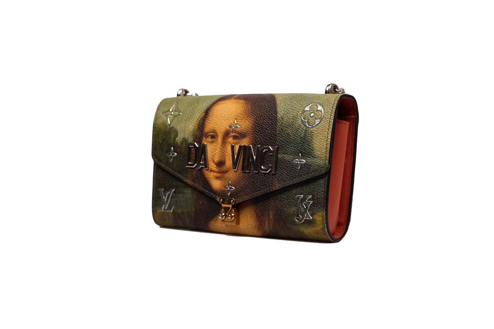 Louis Vuitton Chain Bag Limited Edition with designer Jeff Coons - Da Vinci For Sale 1