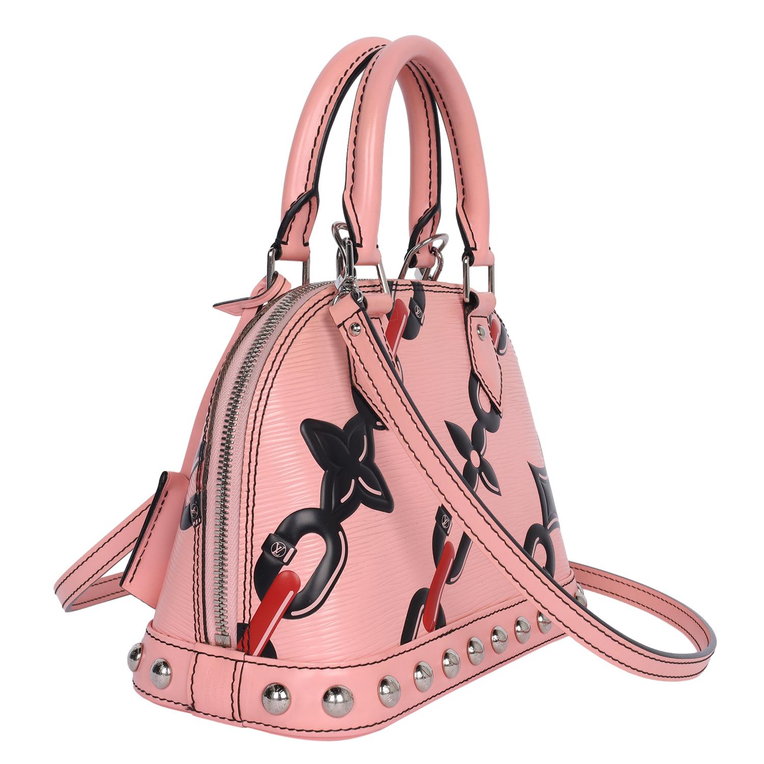 Louis Vuitton - Mini sac à bandoulière rose Alma BB en cuir avec chaîne et fleurs en vente 4