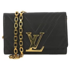 Louis Vuitton Chain Louise Clutch Airy V Leather GM