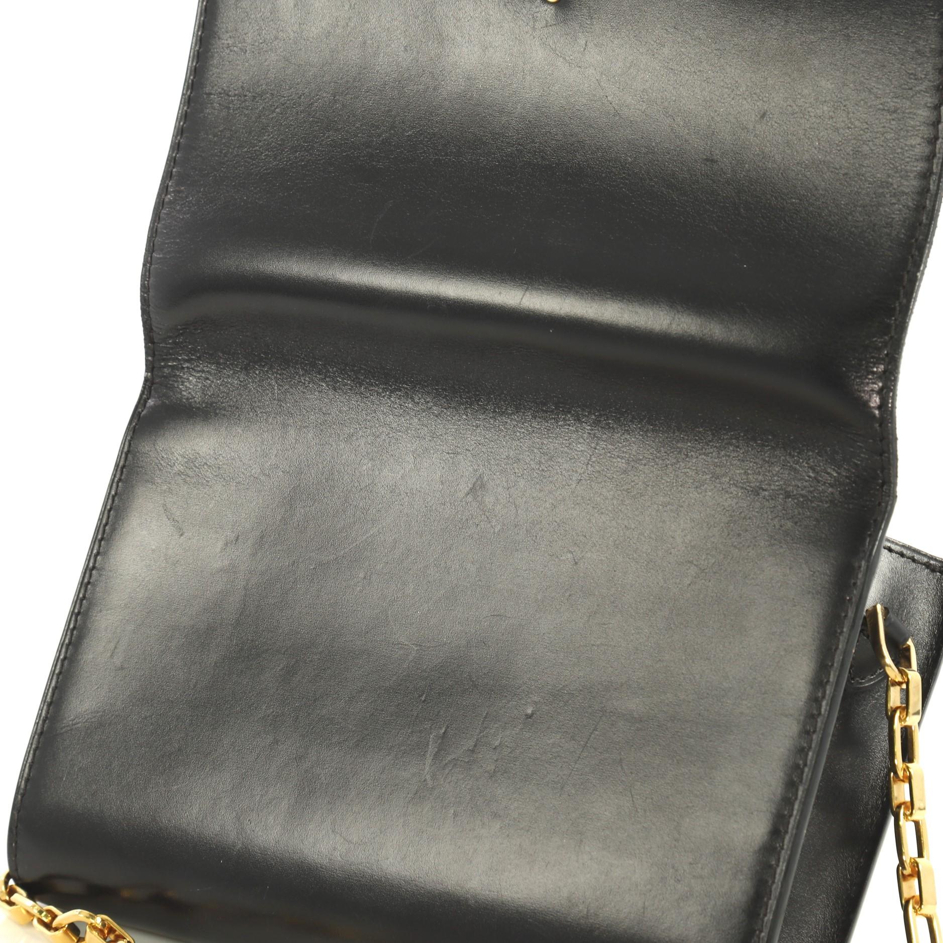 Women's Louis Vuitton Chain Louise Clutch Leather GM