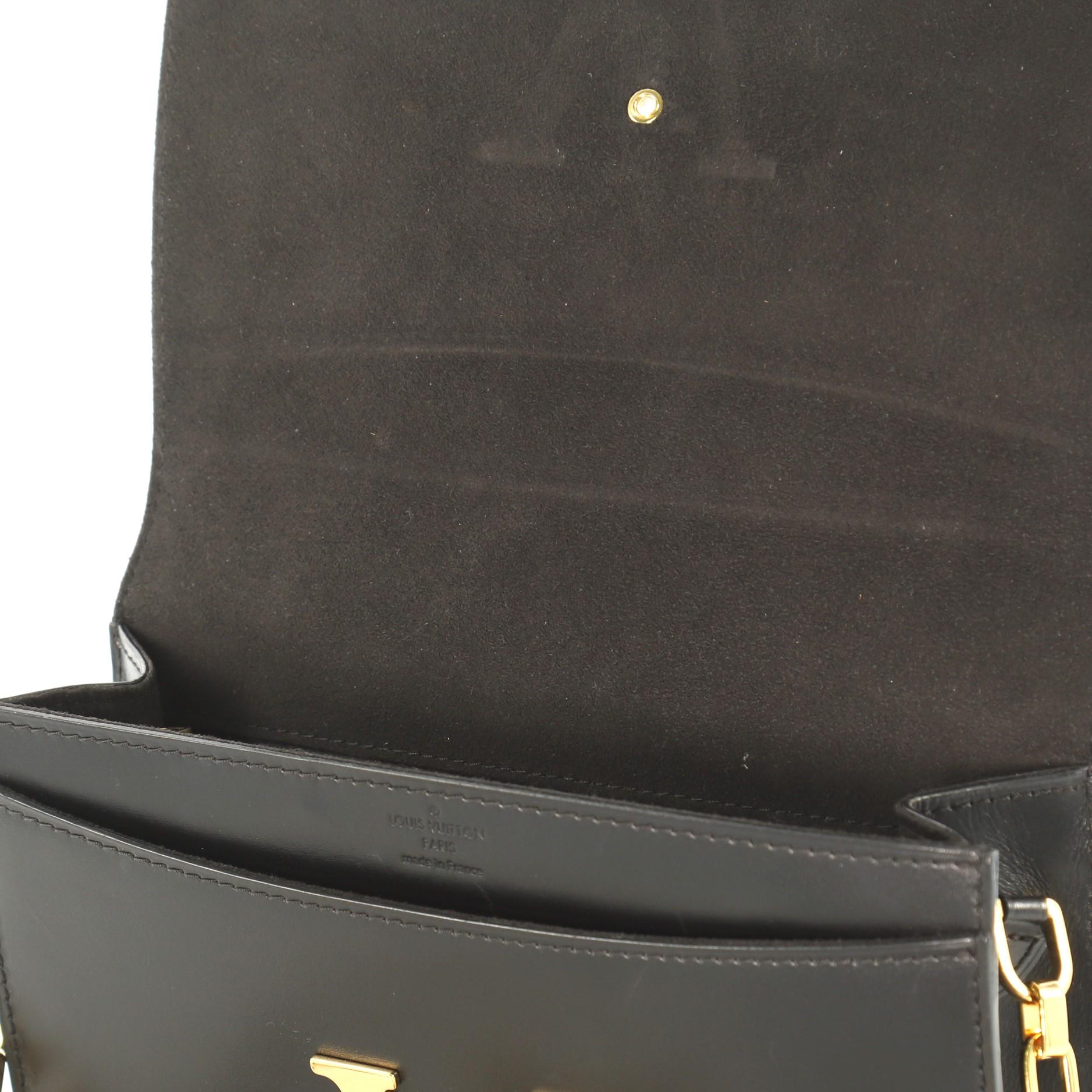 Louis Vuitton Chain Louise Clutch Leather GM 1
