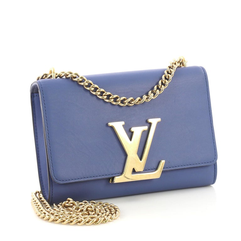 Louis Vuitton Chain Louise Clutch Leather MM at 1stdibs