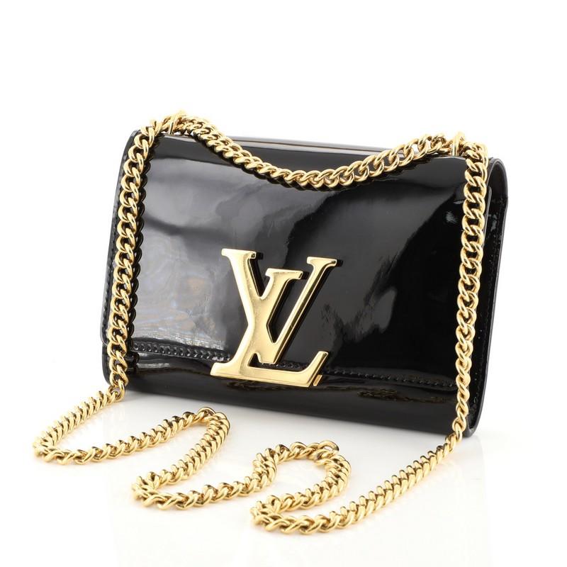 Louis Vuitton Chain Louise Clutch Patent MM In Good Condition In NY, NY