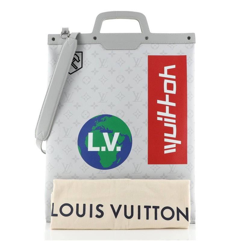 Condition: Excellent. Light scuffs on leather trims, scratches on hardware.
Accessories: Dust Bag, With Strap
Measurements: Handle Drop 1.5