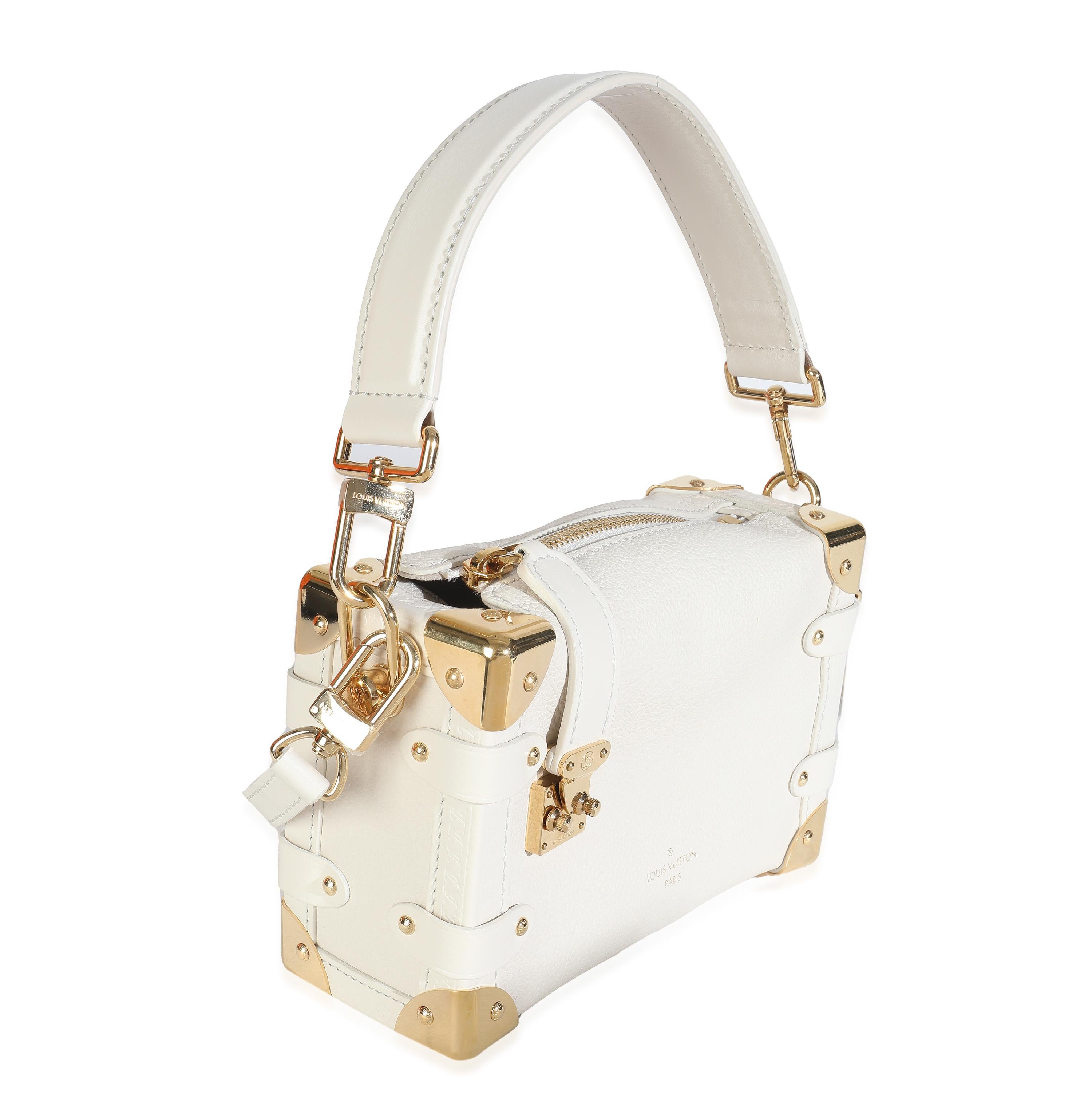 Louis Vuitton Chalk Genarbtes Kalbsleder Side Trunk PM (Beige) im Angebot