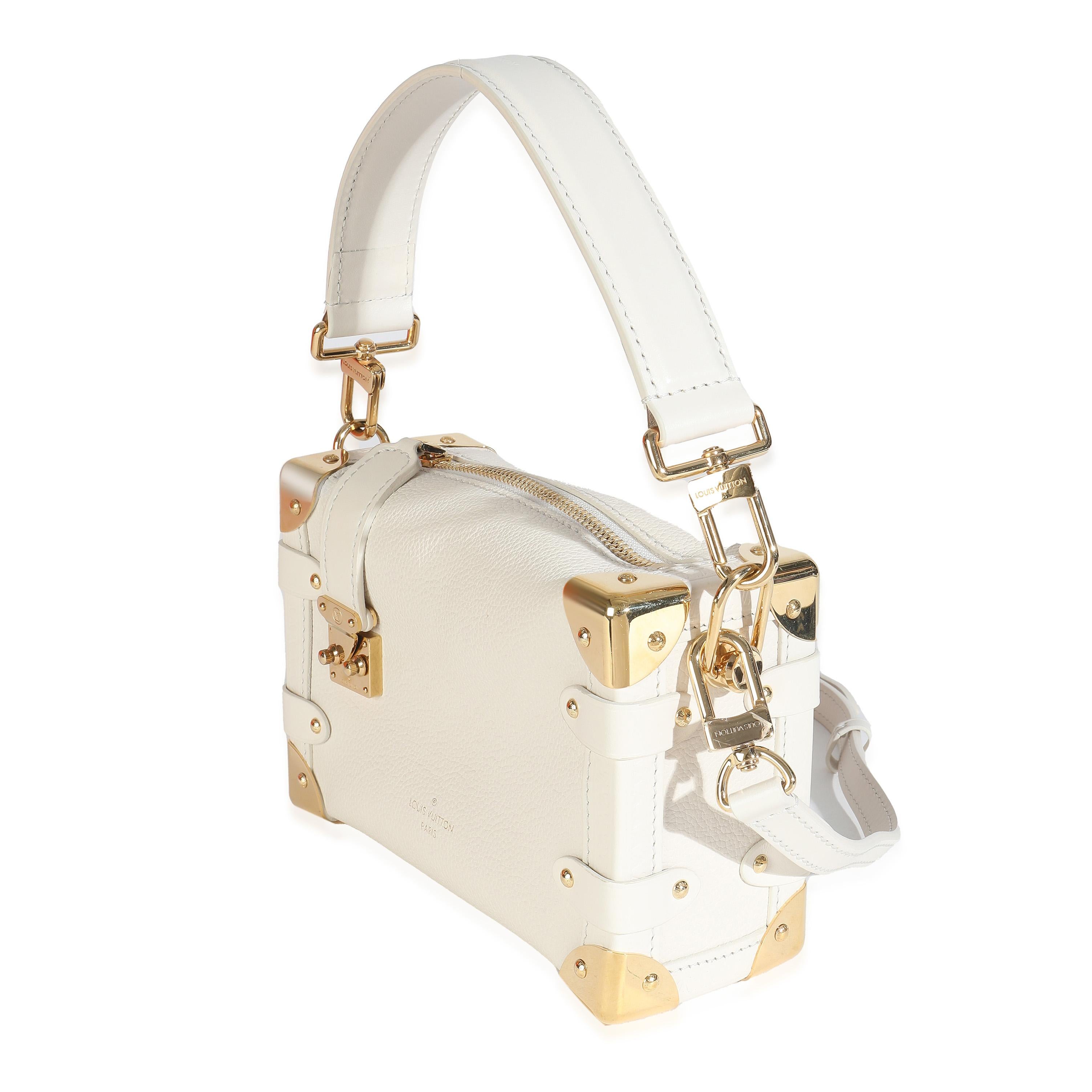 Louis Vuitton Chalk Genarbtes Kalbsleder Side Trunk PM im Zustand „Hervorragend“ im Angebot in New York, NY