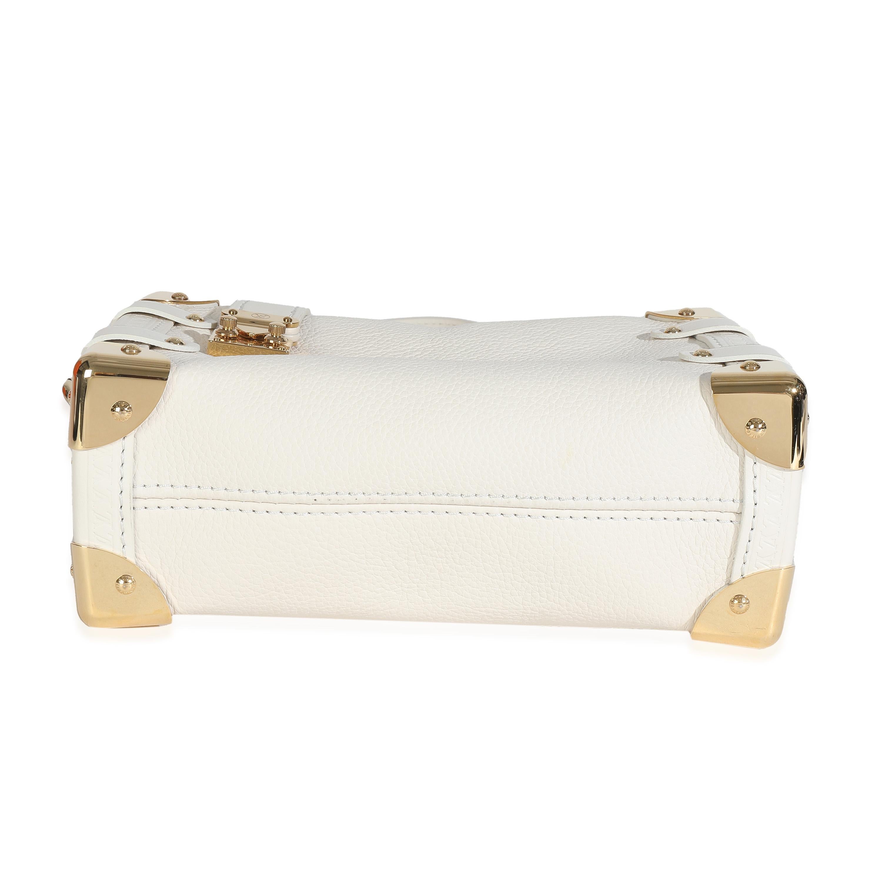 Louis Vuitton Chalk Genarbtes Kalbsleder Side Trunk PM im Angebot 3