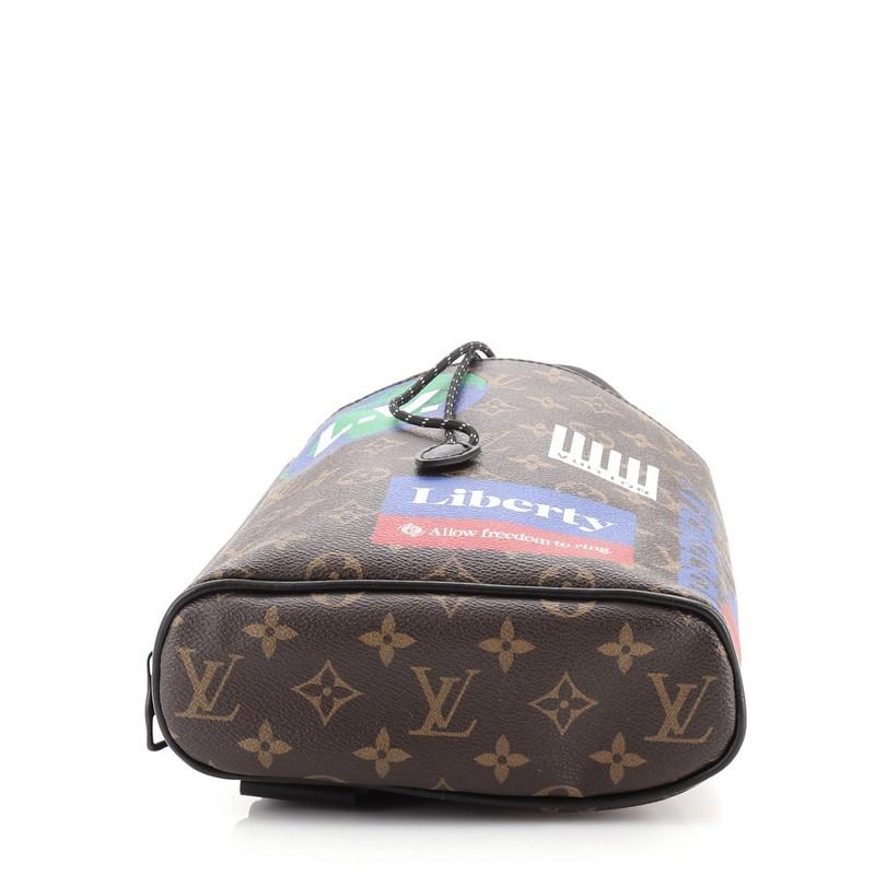 Louis Vuitton Chalk Sling Bag Limited Edition Logo Story Monogram Canvas im Zustand „Gut“ in NY, NY