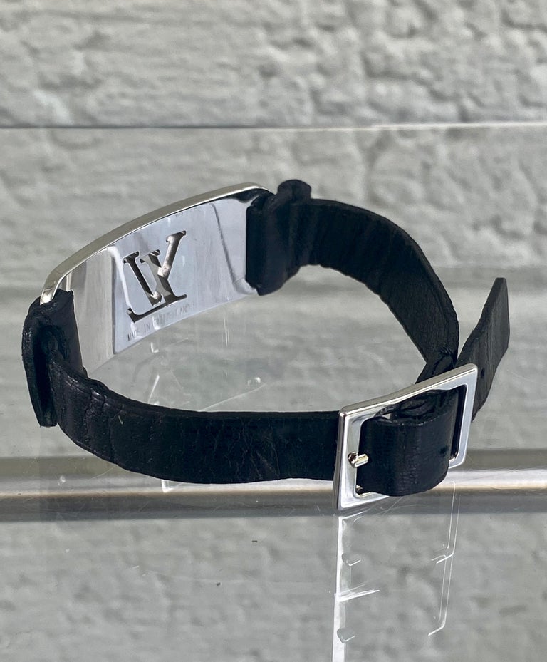 Leather bracelet Louis Vuitton Grey in Leather - 35295516