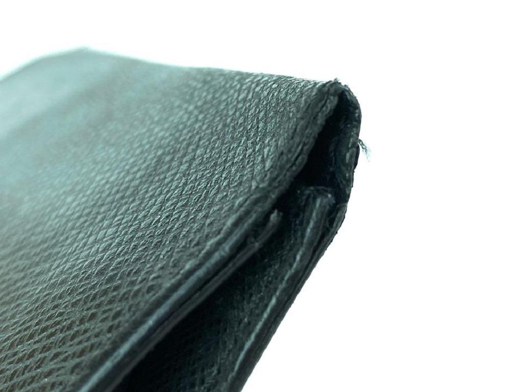Louis Vuitton Charcoal Black Glacier Taiga Leather Brazza Long Wallet 17LVA1022 For Sale 4