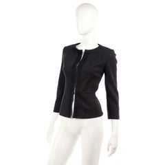 Anthrazitgraue Baumwoll-Cropped-Jacke von Louis Vuitton mit Grosgrain-Bandbesatz