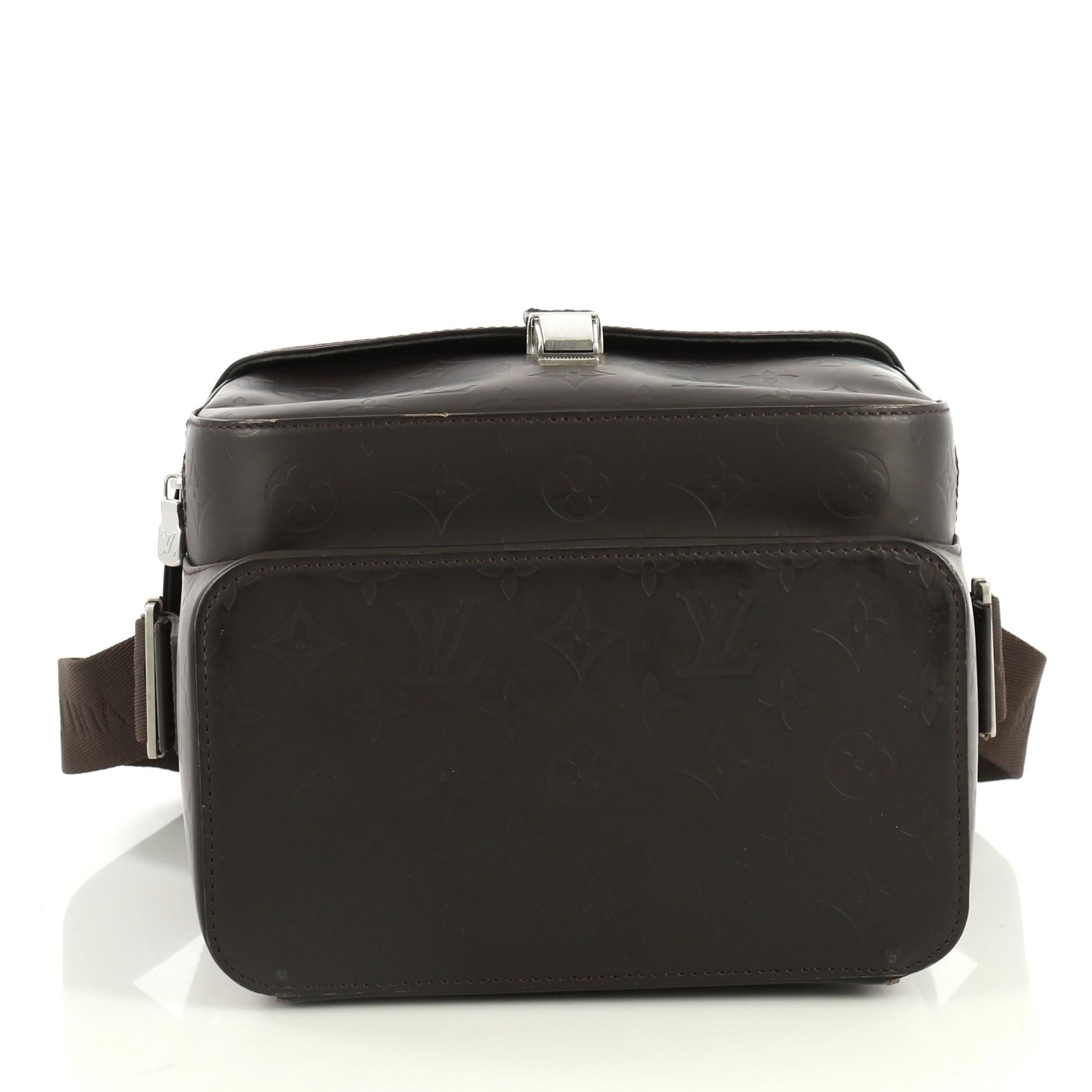 lv camera bag monogram