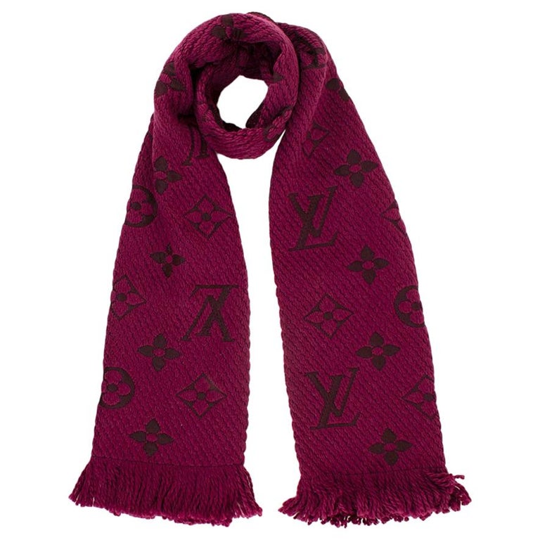 Louis Vuitton Silk and Wool Monogram Cream Scarf at 1stDibs