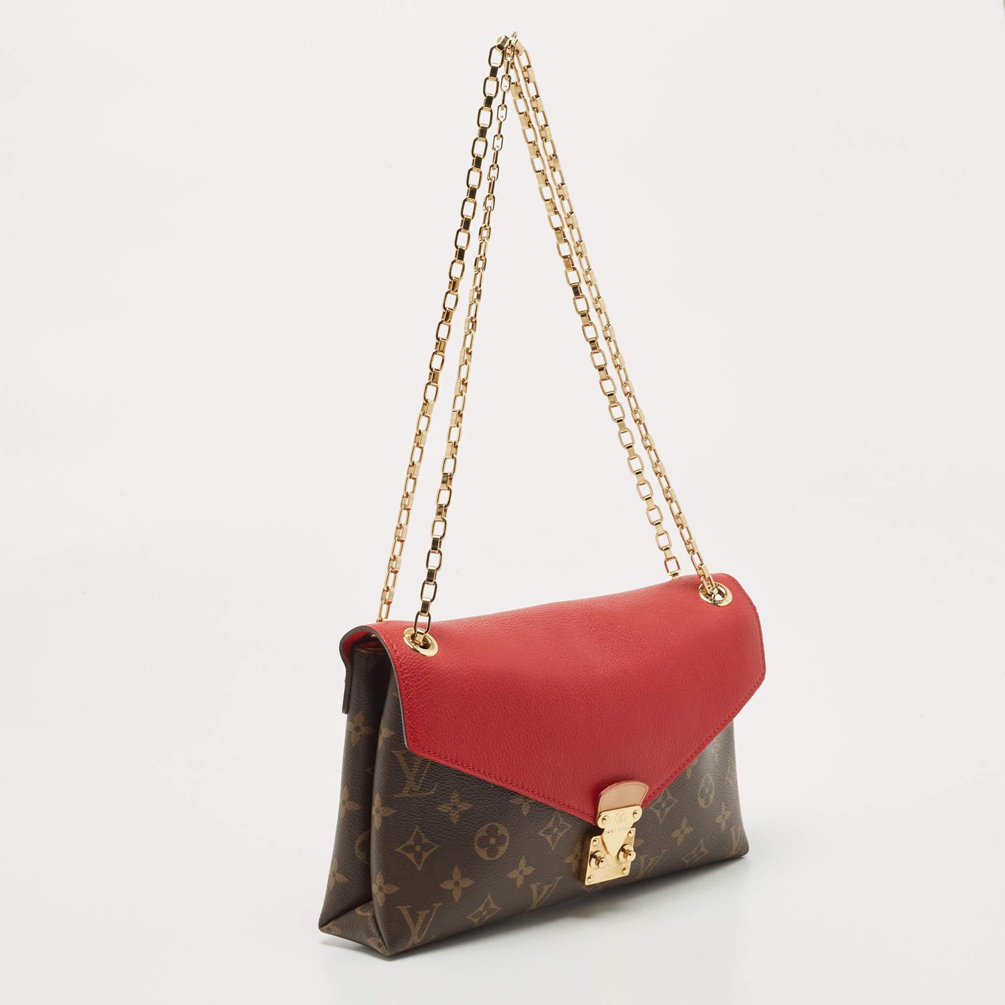 Louis Vuitton Cherry Monogram Canvas Pallas Chain Bag In Good Condition In Dubai, Al Qouz 2