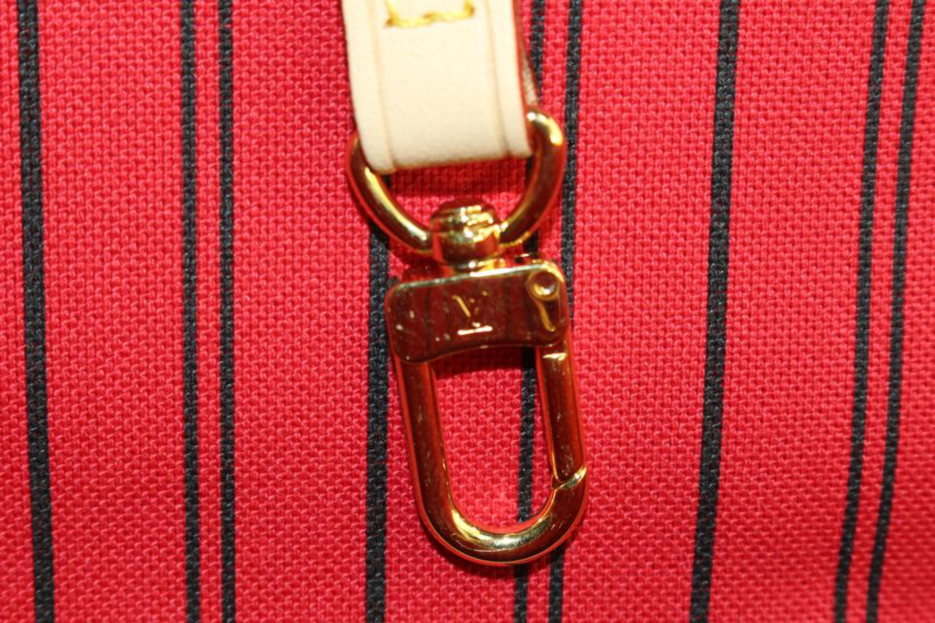 Date Code/Serial Number: RFID Chip
Measurements: Length:  18