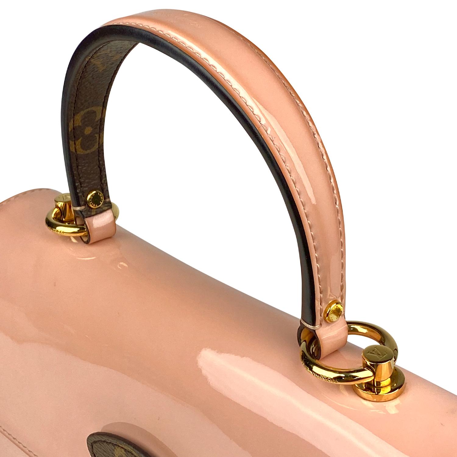 Louis Vuitton Cherrywood PM Crossbody Bag In Good Condition For Sale In Sundbyberg, SE