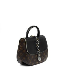 LOUIS VUITTON, Chian It in brown monogram canvas