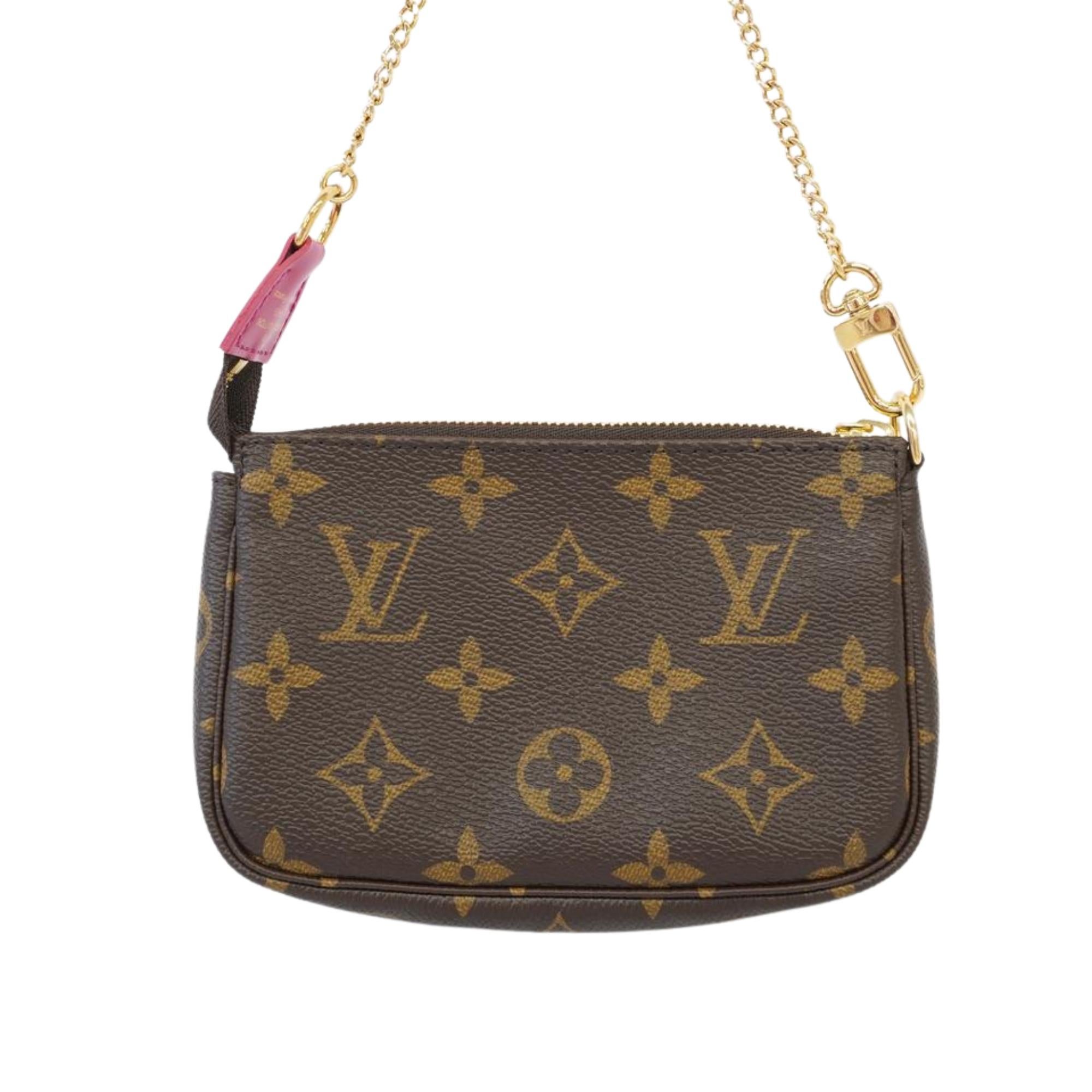 Louis Vuitton Christmas Limited Edition Mini Pochette Accessories (2020) In Good Condition For Sale In Montreal, Quebec