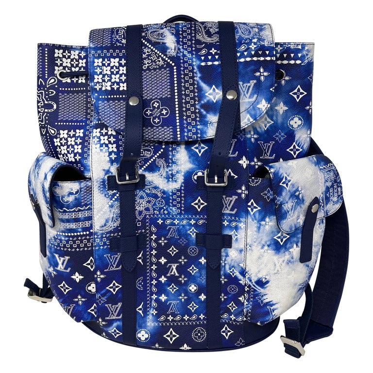 louis vuitton christopher backpack limited edition Pre-Owned 198839/1 This new compact version of the christopher backpack features all of the refined details of the larger model Louis Vuitton Christopher Limited Edition
