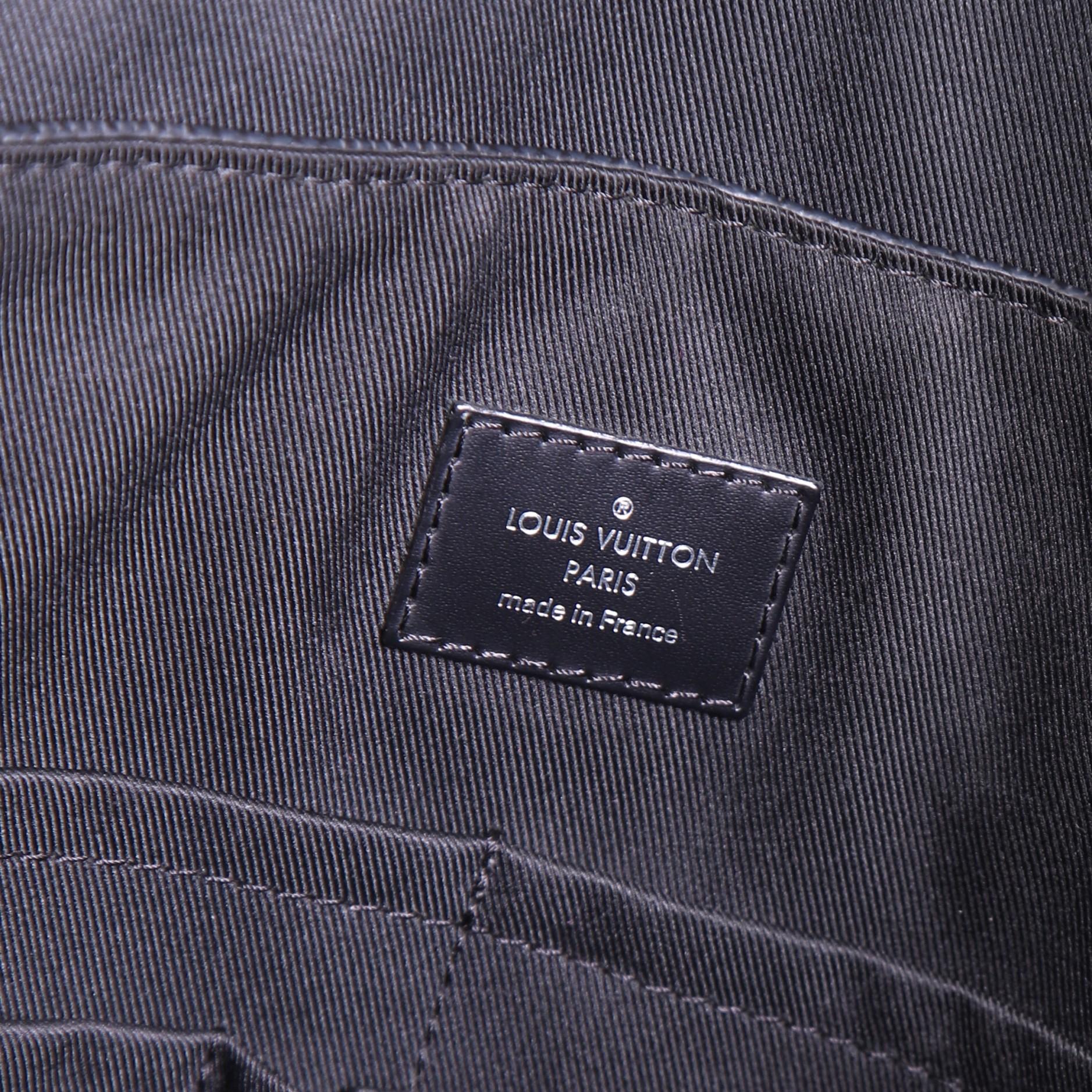Louis Vuitton Christopher Messenger Bag Damier Graphite 4