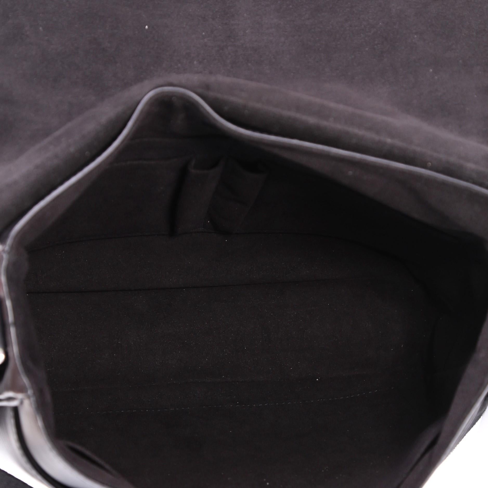 Louis Vuitton Christopher Messenger Bag Epi Leather 3