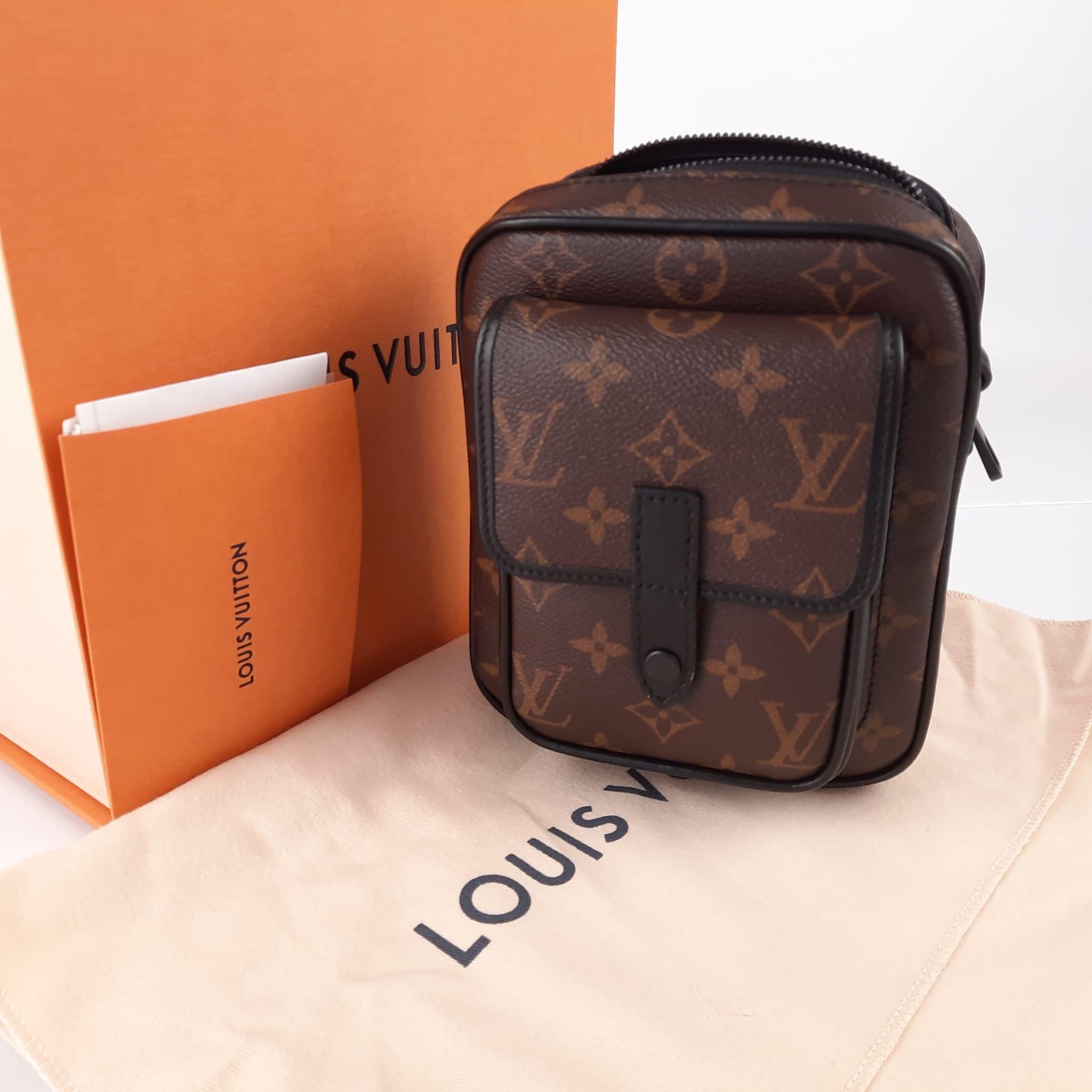 Men's Louis Vuitton Christopher Wearable Wallet