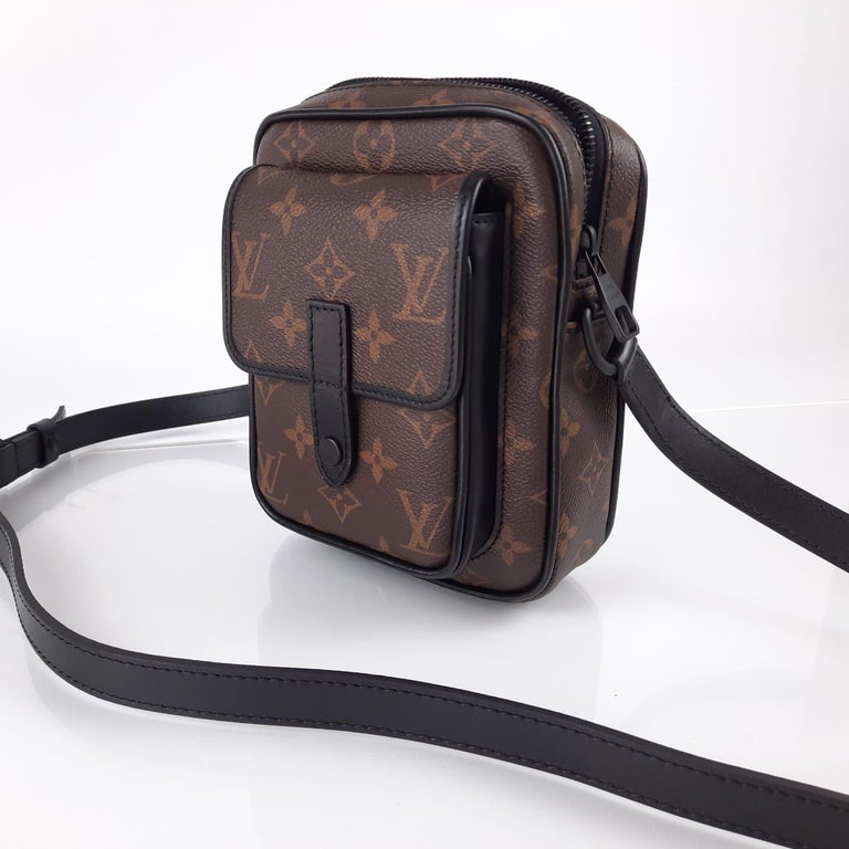 Louis Vuitton Christopher Wearable Wallet Bag