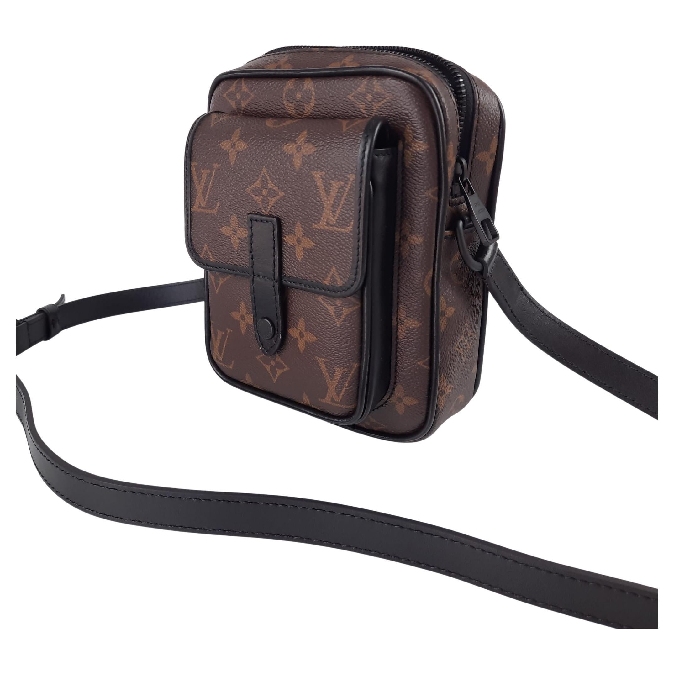 Louis Vuitton Christopher in 2023  Cowhide leather, Leather straps, Matte  black hardware