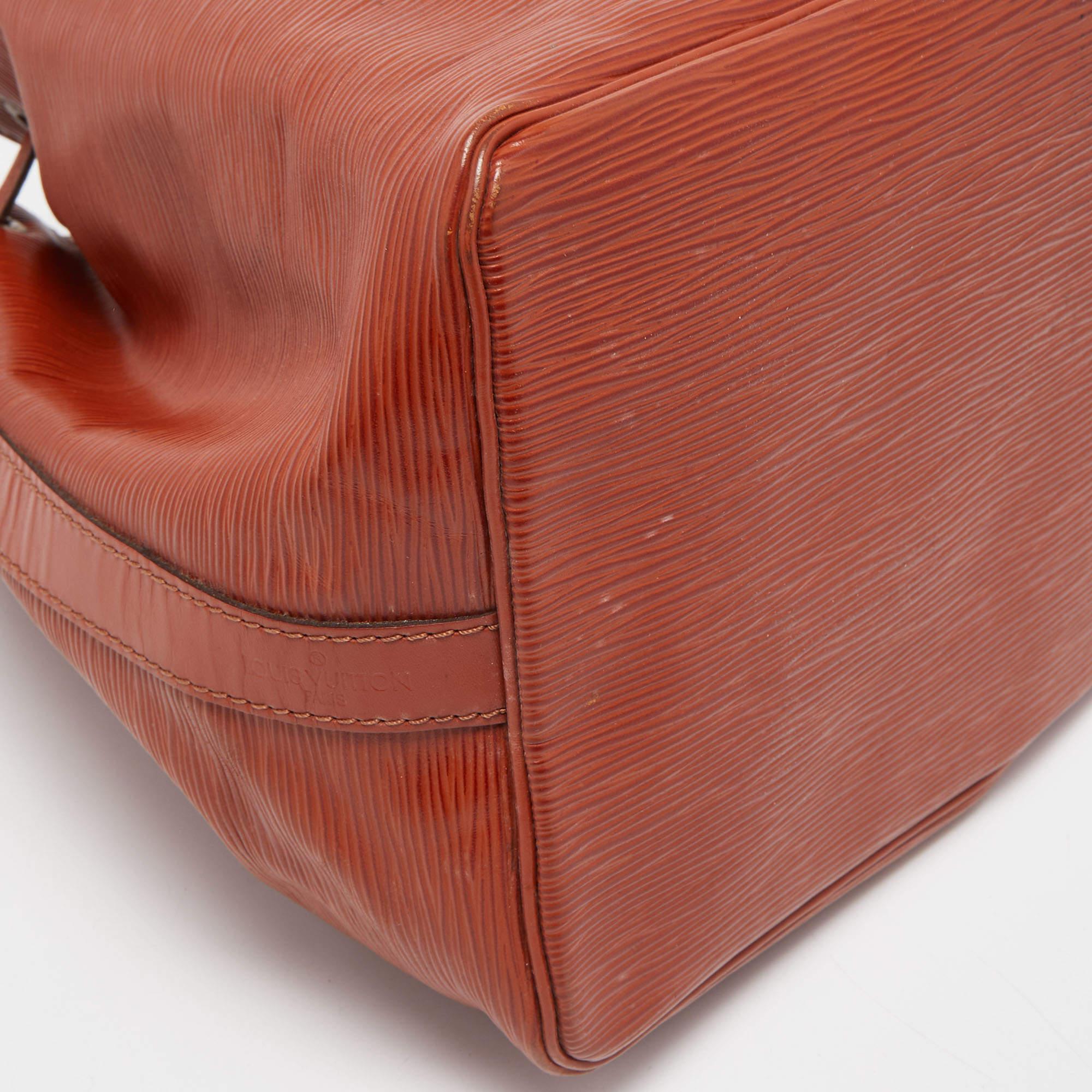Louis Vuitton Cipango Gold Epi Leather Petit Noe Bag For Sale 2