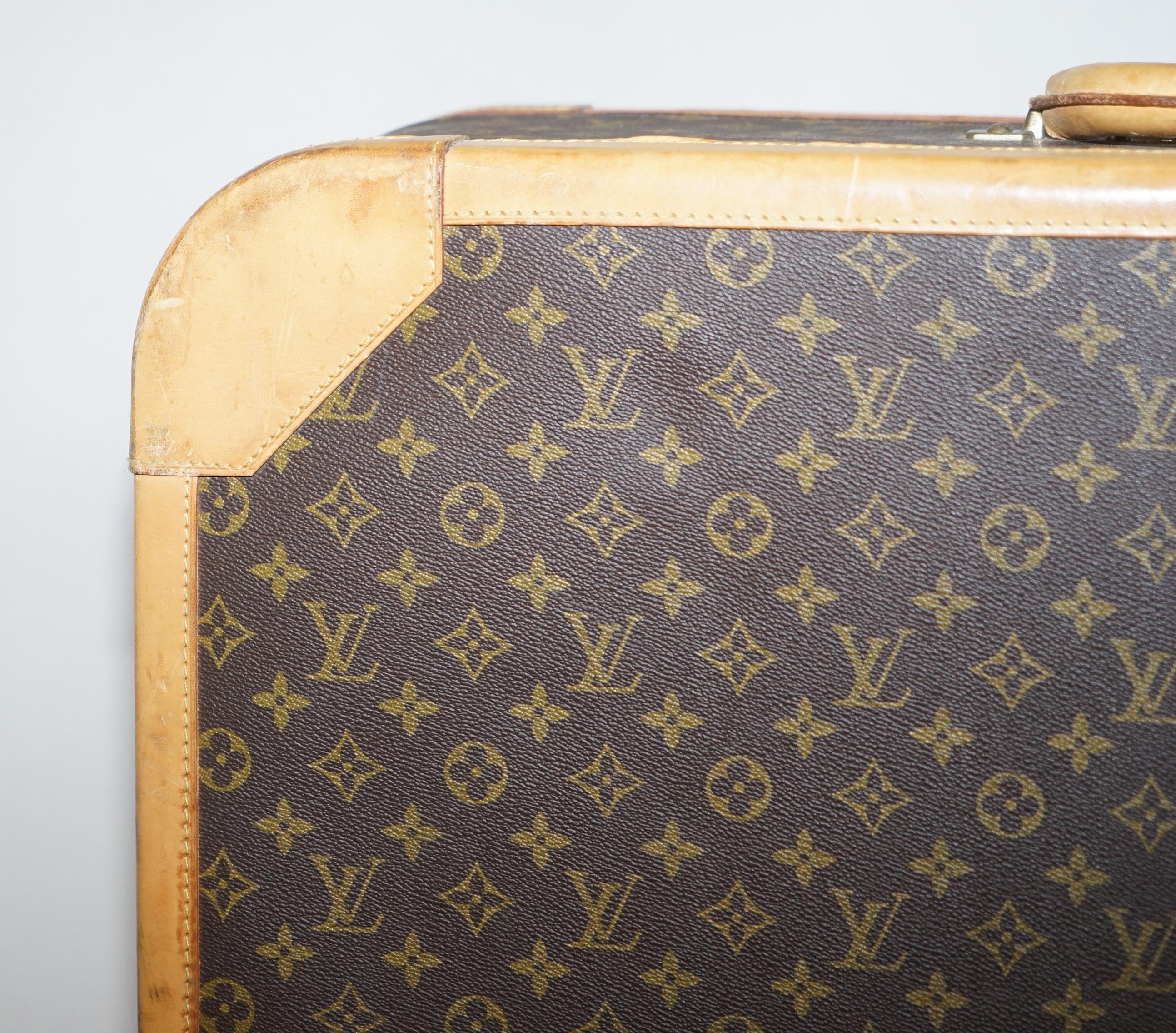 Late 20th Century Louis Vuitton circa 1970s Stratos 70 Leather Monogrammed Suitecase LV